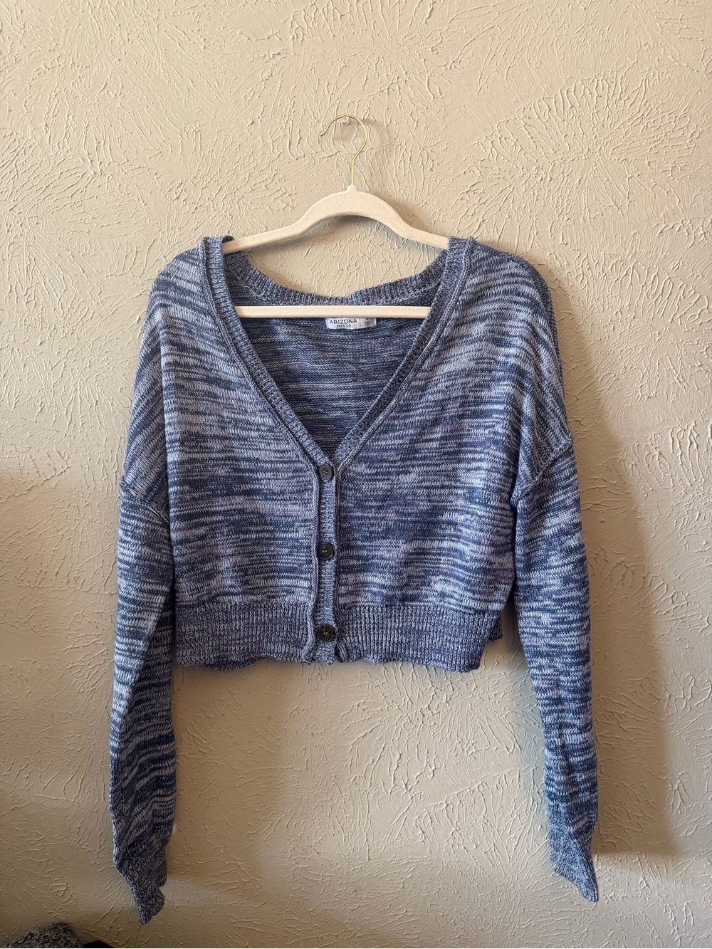 Arizona Jean Company Blue Marled Cropped V-Neck Button Cardigan